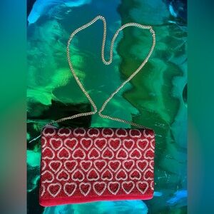 ❤️ NWT Francesca’s beaded hearts clutch/envelope crossbody purse